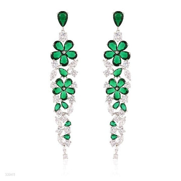 FLATTERING DANGLING GREEN FLOWER EARRINGS