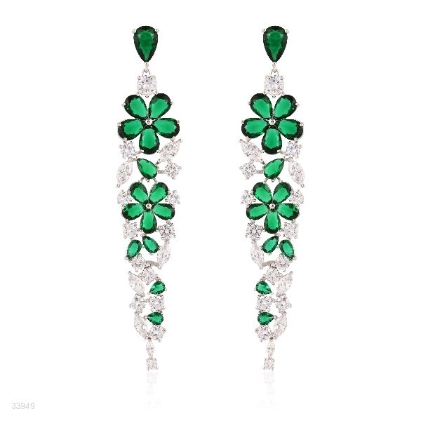 FLATTERING DANGLING GREEN FLOWER EARRINGS