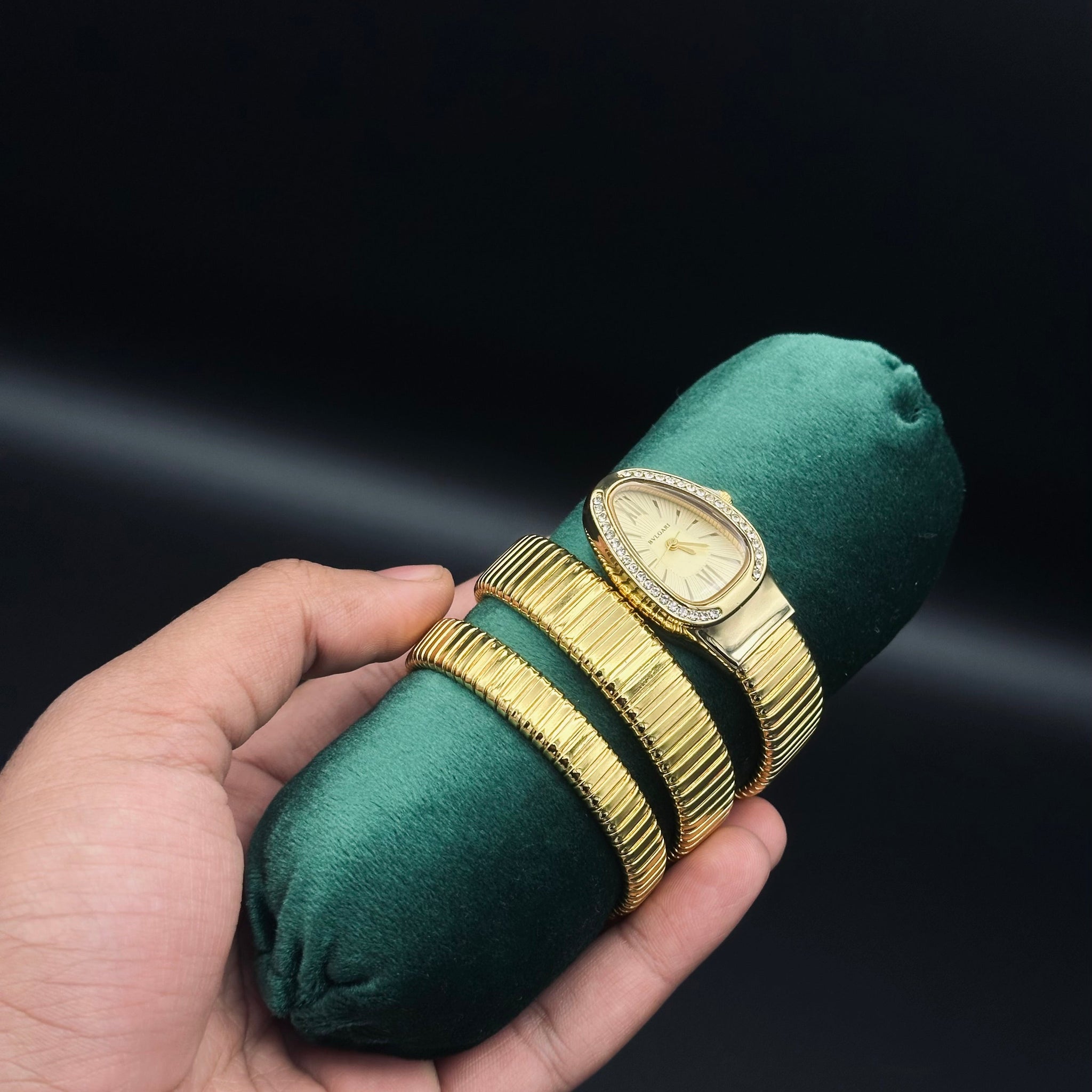 Ladies Snake Watch (Metal-Straps)