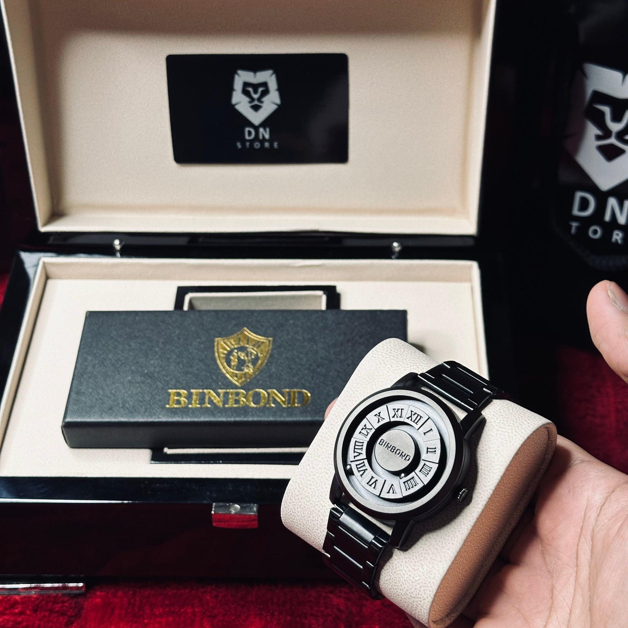 BINDBOND Arm-Less Watch